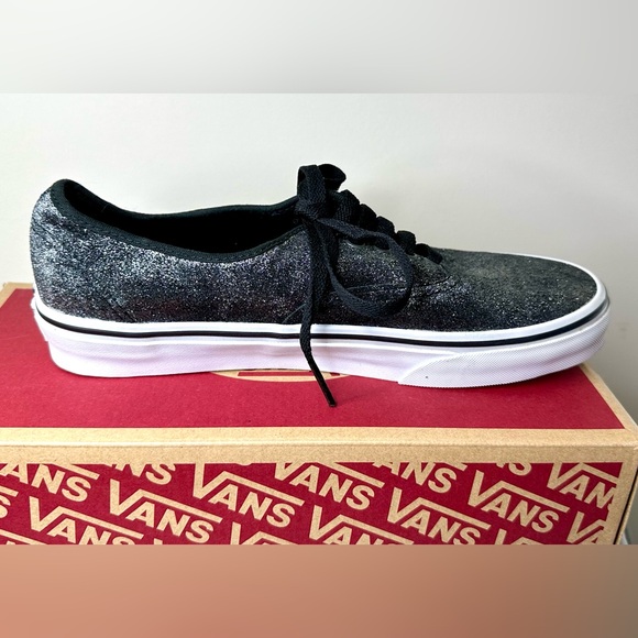 Vans Classic Black Silver Glitter Lace-Up Sneakers Women’s 8.5 / Men’s 7 – NWOT - Picture 7 of 9